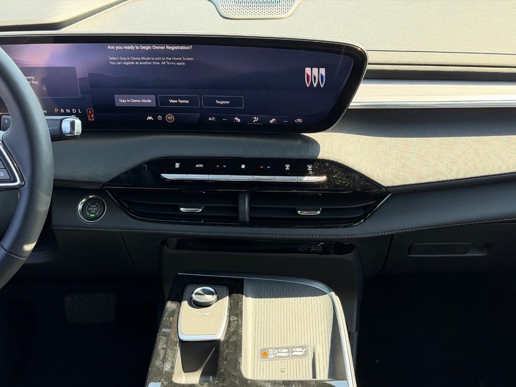 Buick Enclave Vehicle Image 09