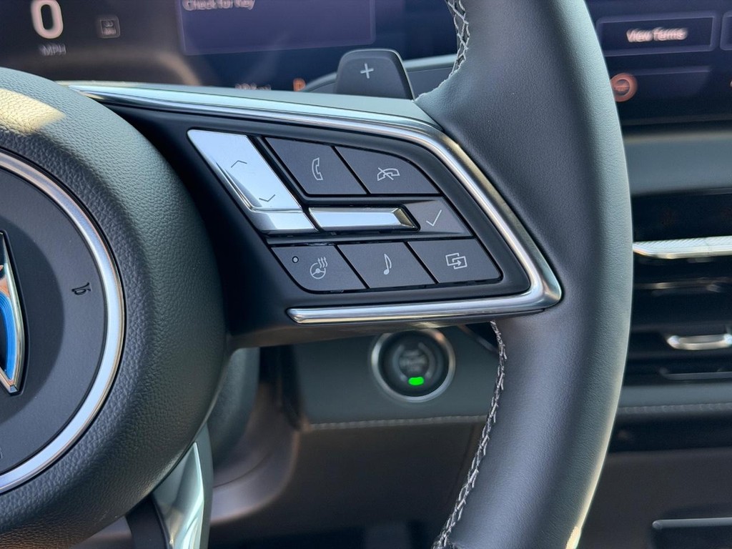 Buick Enclave Vehicle Image 15