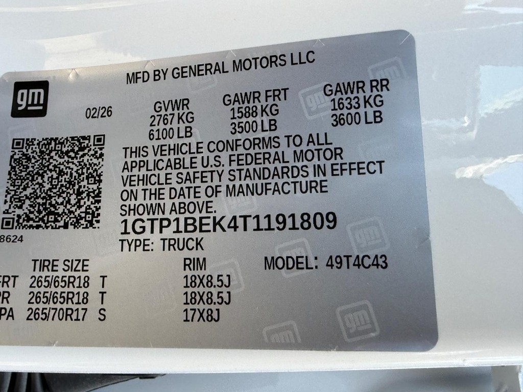 GMC Canyon Vehicle Image 16