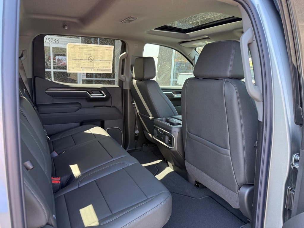 GMC Sierra 1500 Vehicle Image 06