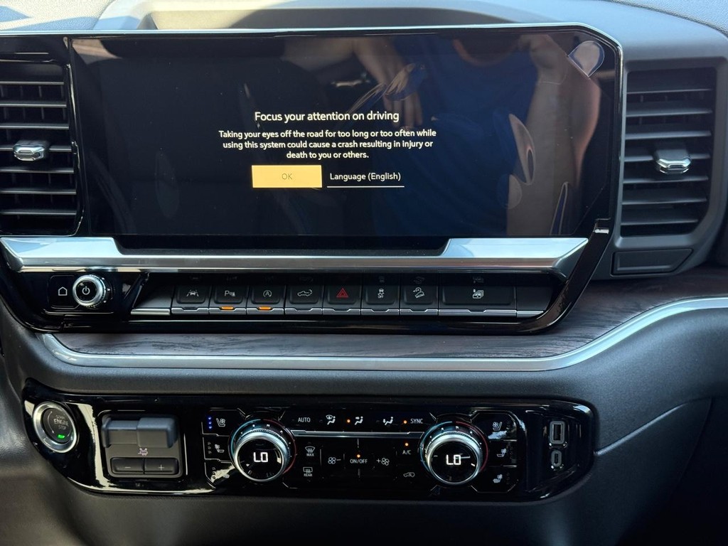 GMC Sierra 1500 Vehicle Image 09