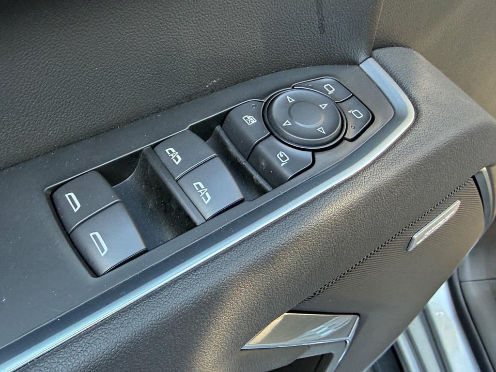 GMC Sierra 1500 Vehicle Image 10