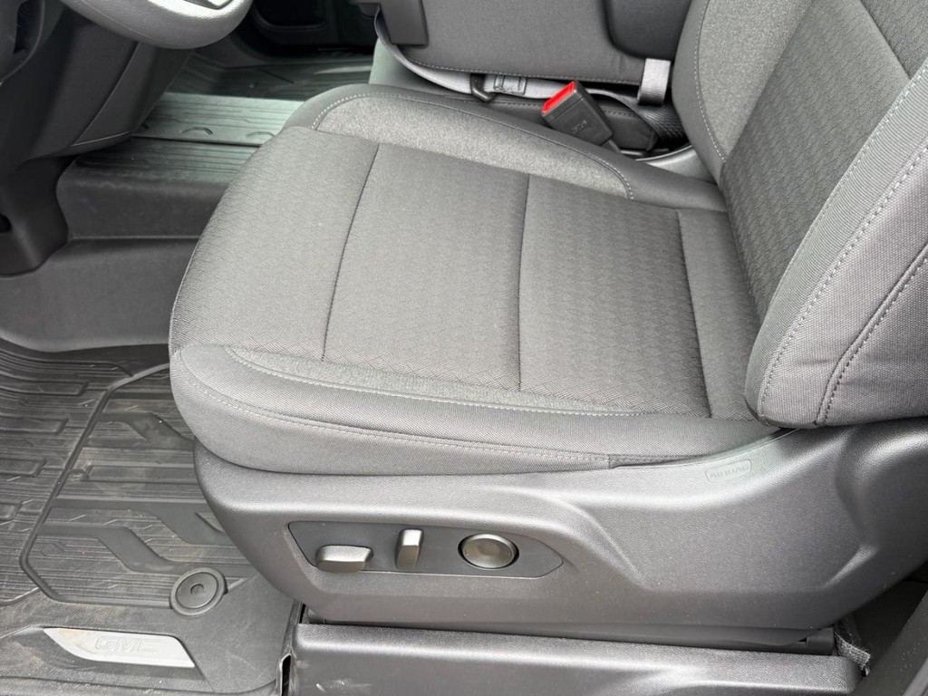 GMC Sierra 1500 Vehicle Image 10