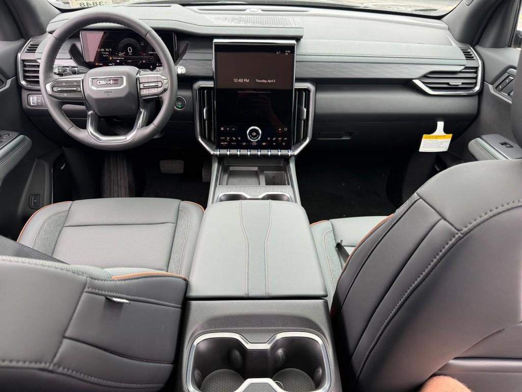 GMC Acadia Vehicle Image 09