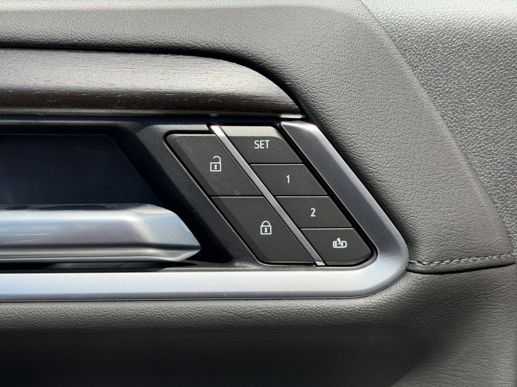 GMC Sierra 2500HD Vehicle Image 11