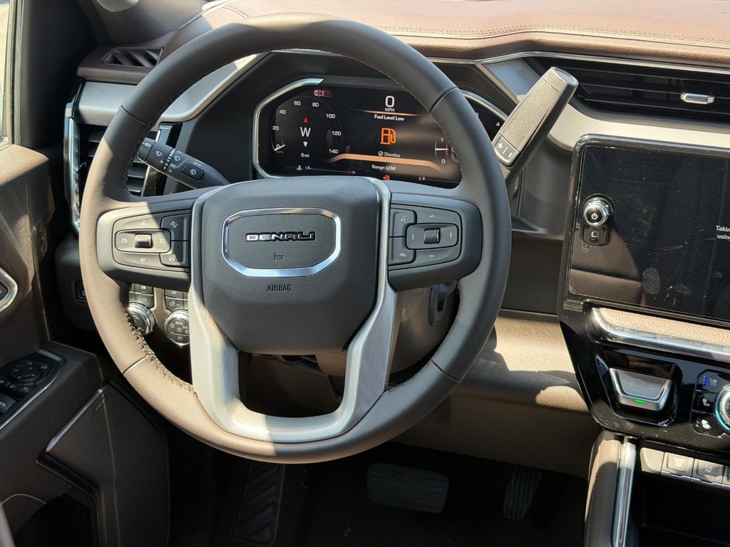 GMC Sierra 2500HD Vehicle Image 06