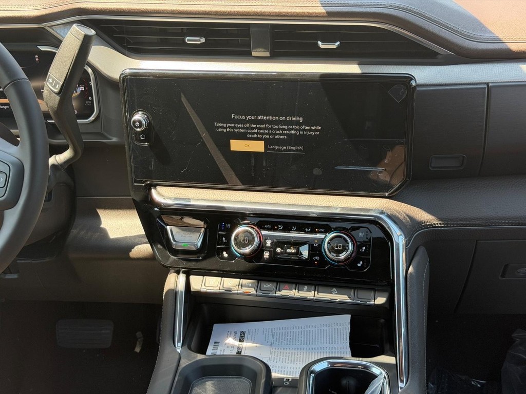 GMC Sierra 2500HD Vehicle Image 07
