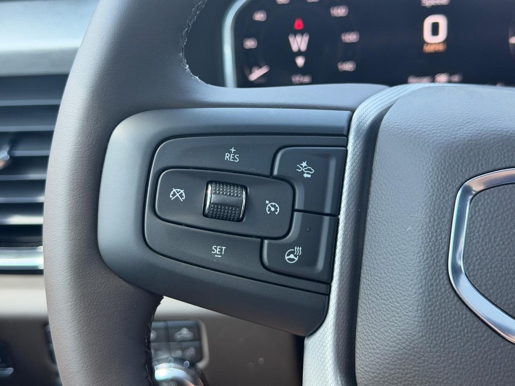GMC Sierra 2500HD Vehicle Image 13