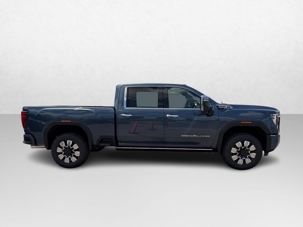 GMC Sierra 2500HD Vehicle Image 02