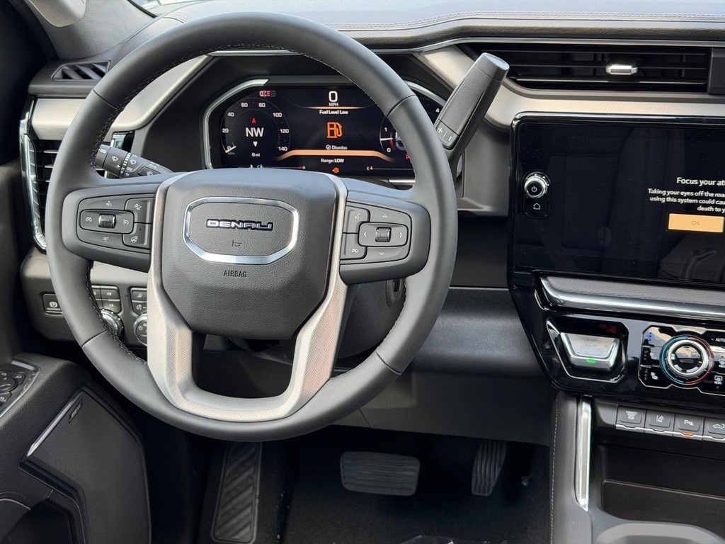 GMC Sierra 2500HD Vehicle Image 06