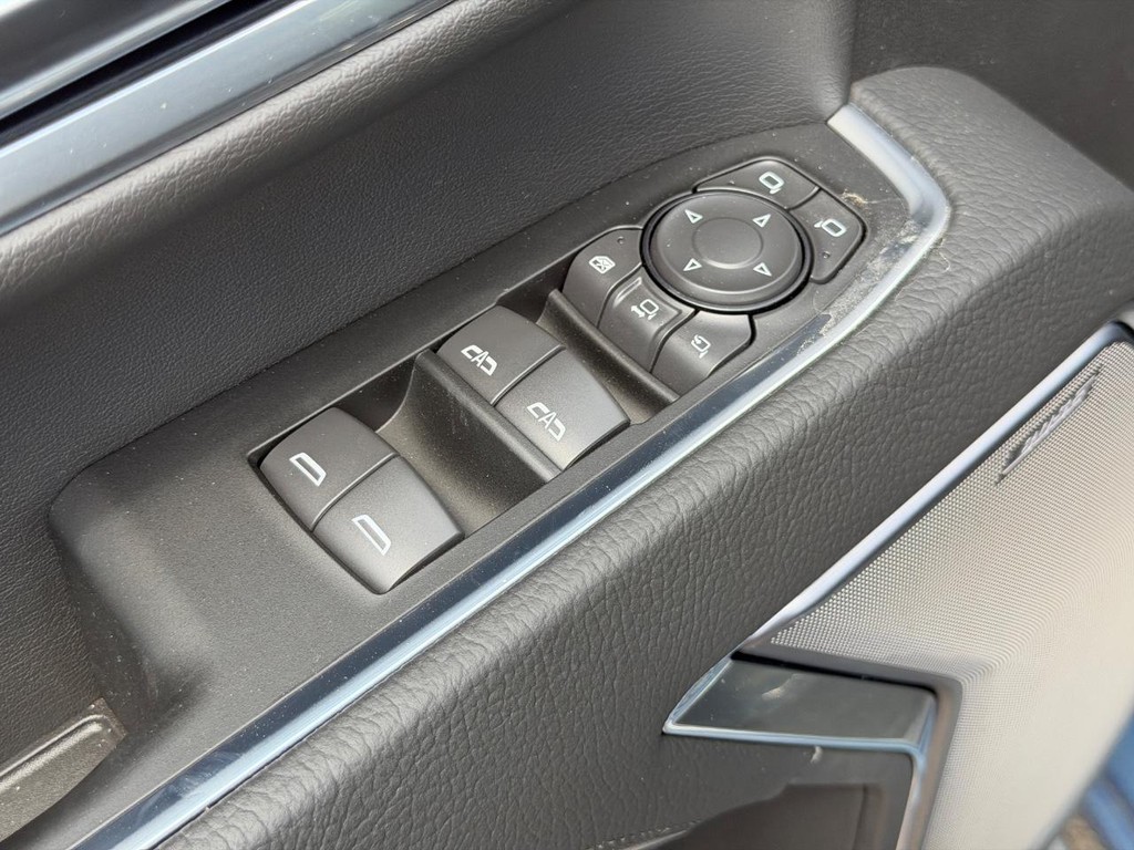 GMC Sierra 2500HD Vehicle Image 10