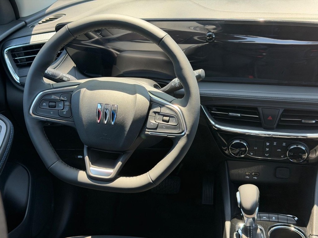 Buick Encore GX Vehicle Image 05