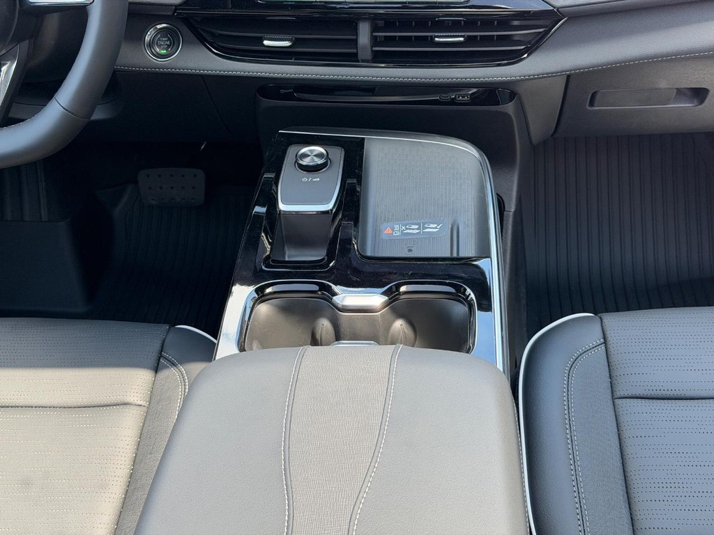 Buick Enclave Vehicle Image 09