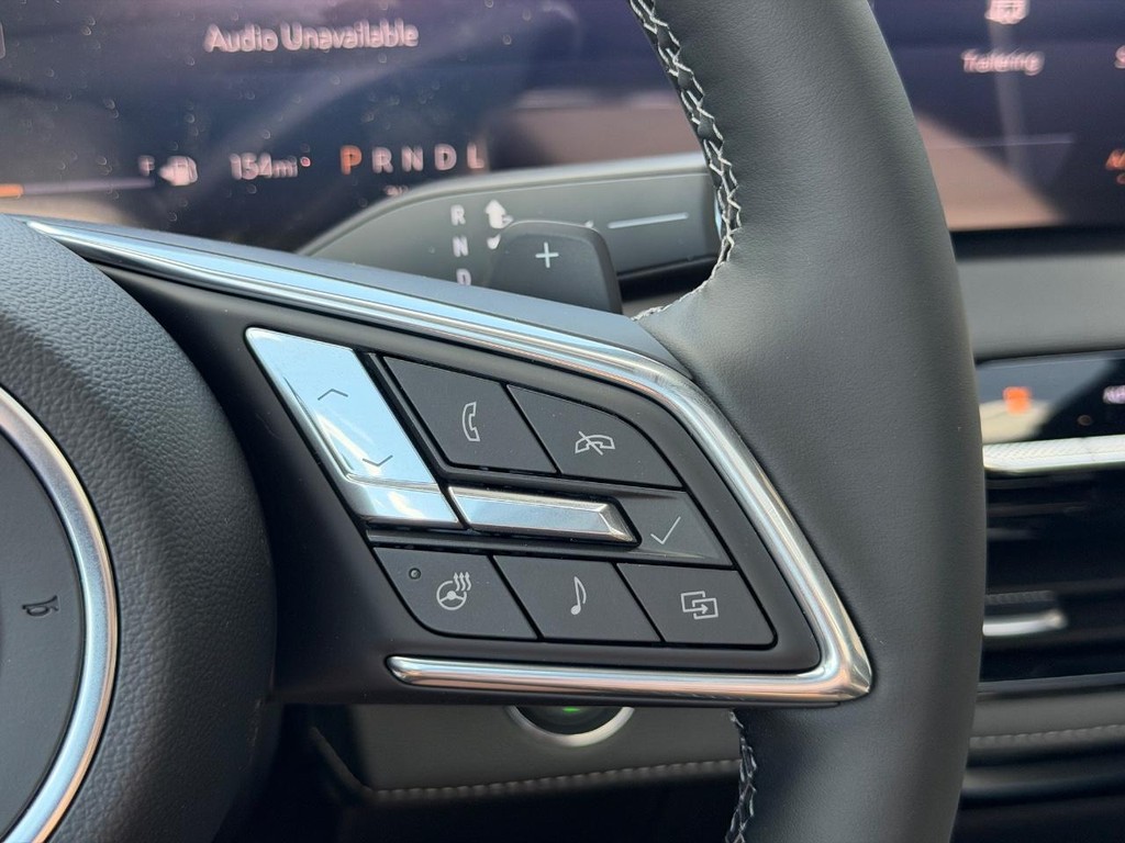 Buick Enclave Vehicle Image 15