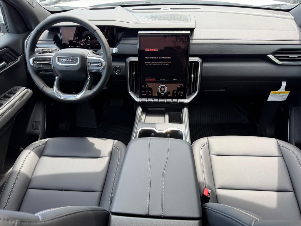 GMC Acadia Vehicle Image 06