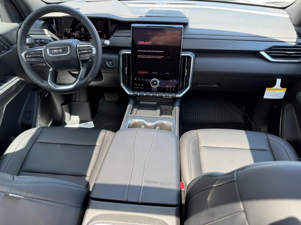 GMC Acadia Vehicle Image 06