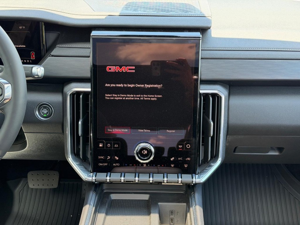 GMC Acadia Vehicle Image 08