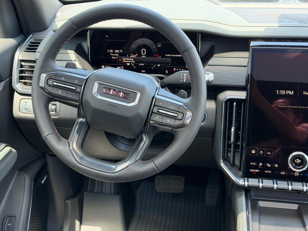 GMC Acadia Vehicle Image 06