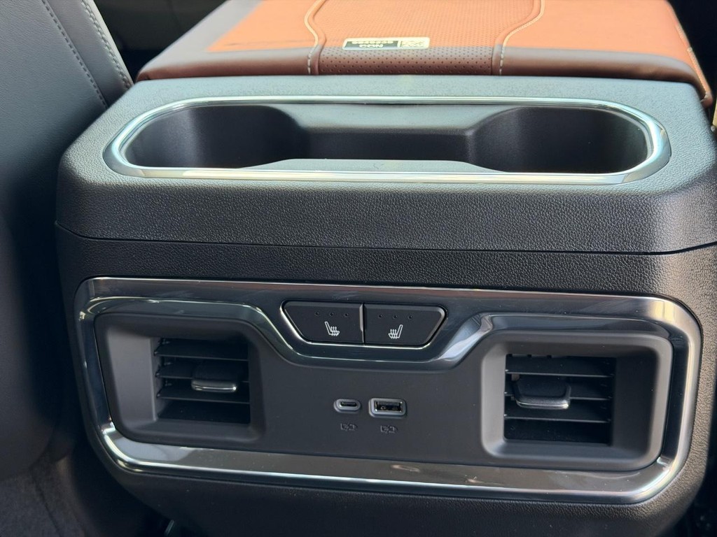 GMC Sierra 1500 Vehicle Image 09
