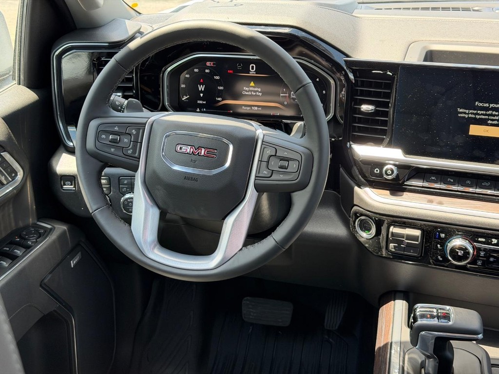 GMC Sierra 1500 Vehicle Image 06