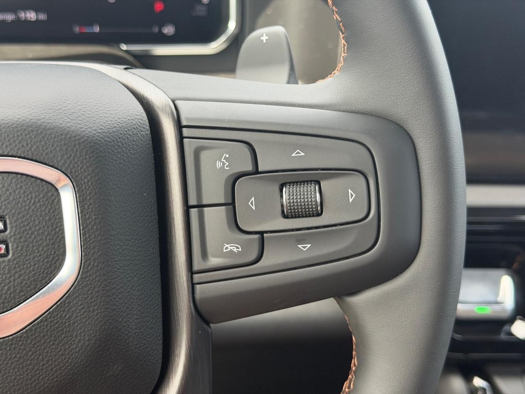 GMC Sierra 1500 Vehicle Image 13