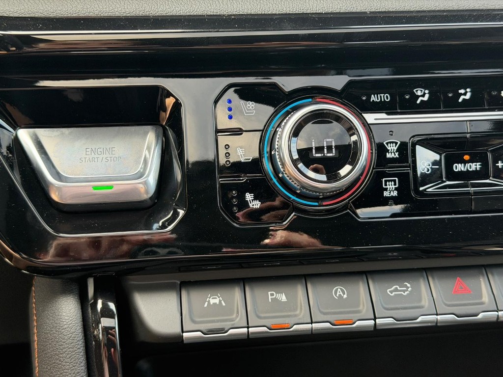 GMC Sierra 1500 Vehicle Image 15