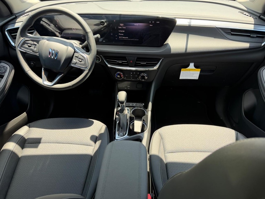 Buick Encore GX Vehicle Image 05