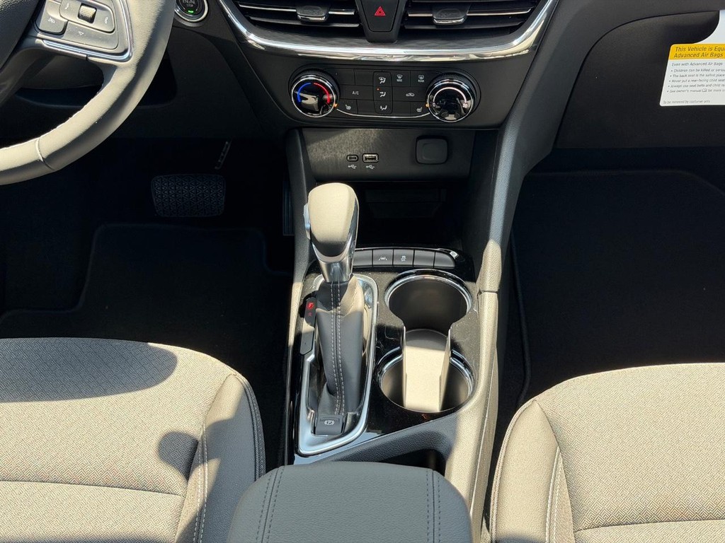 Buick Encore GX Vehicle Image 08