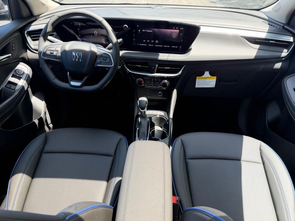 Buick Encore GX Vehicle Image 05
