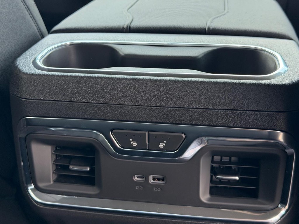 GMC Sierra 1500 Vehicle Image 09