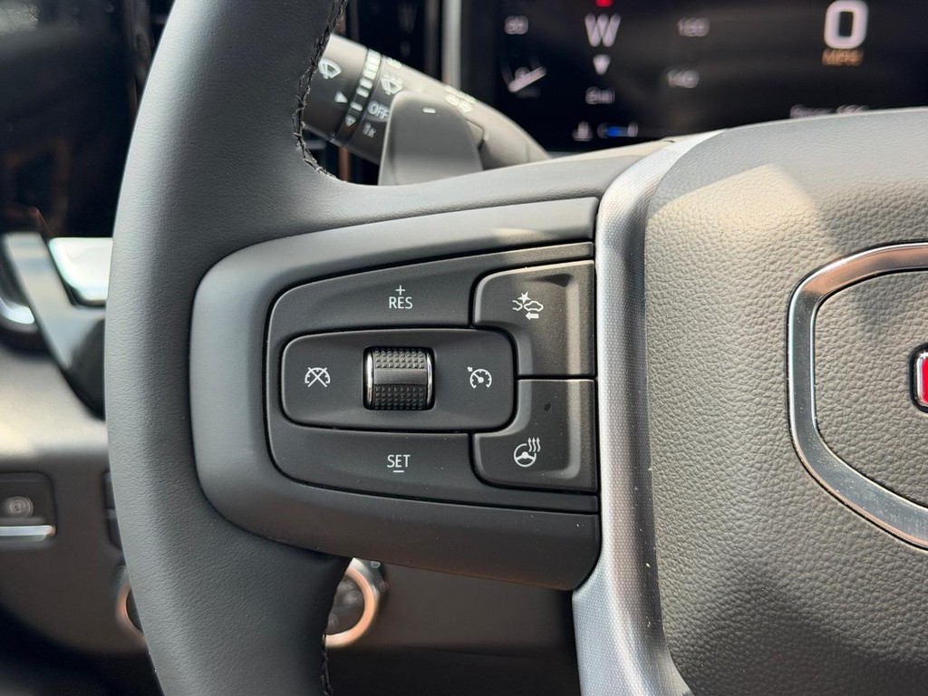 GMC Sierra 1500 Vehicle Image 13