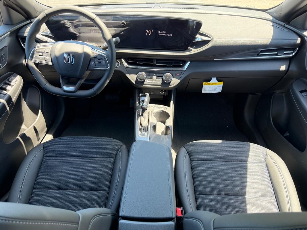 Buick Envista Vehicle Image 05