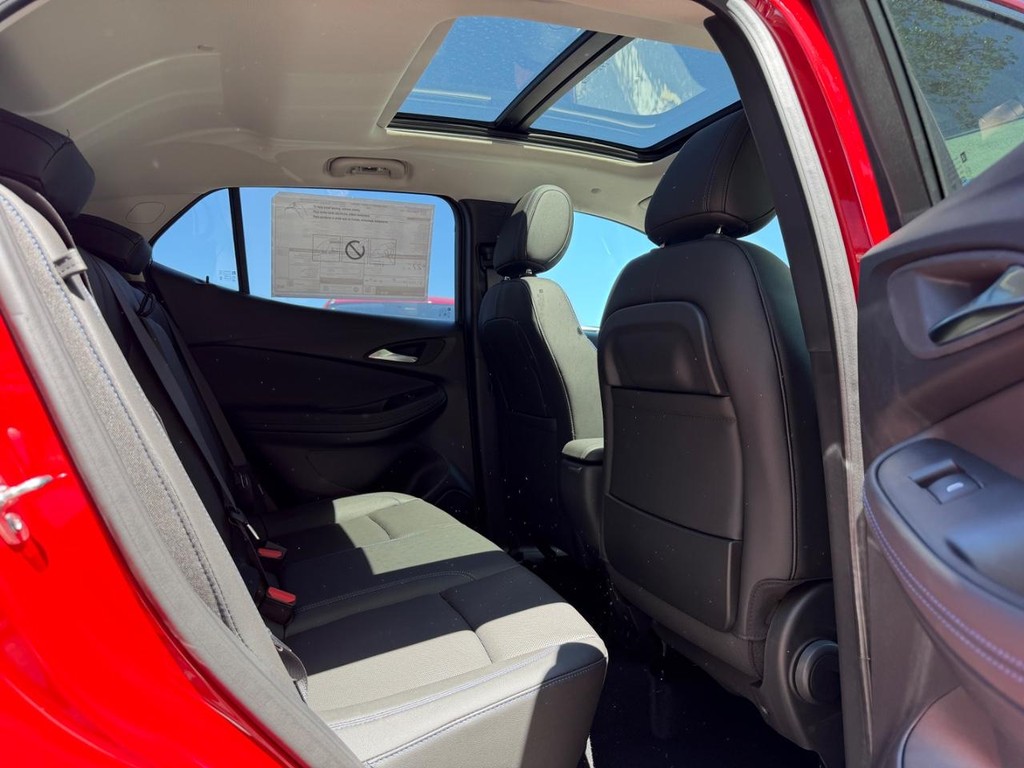 Buick Encore GX Vehicle Image 04