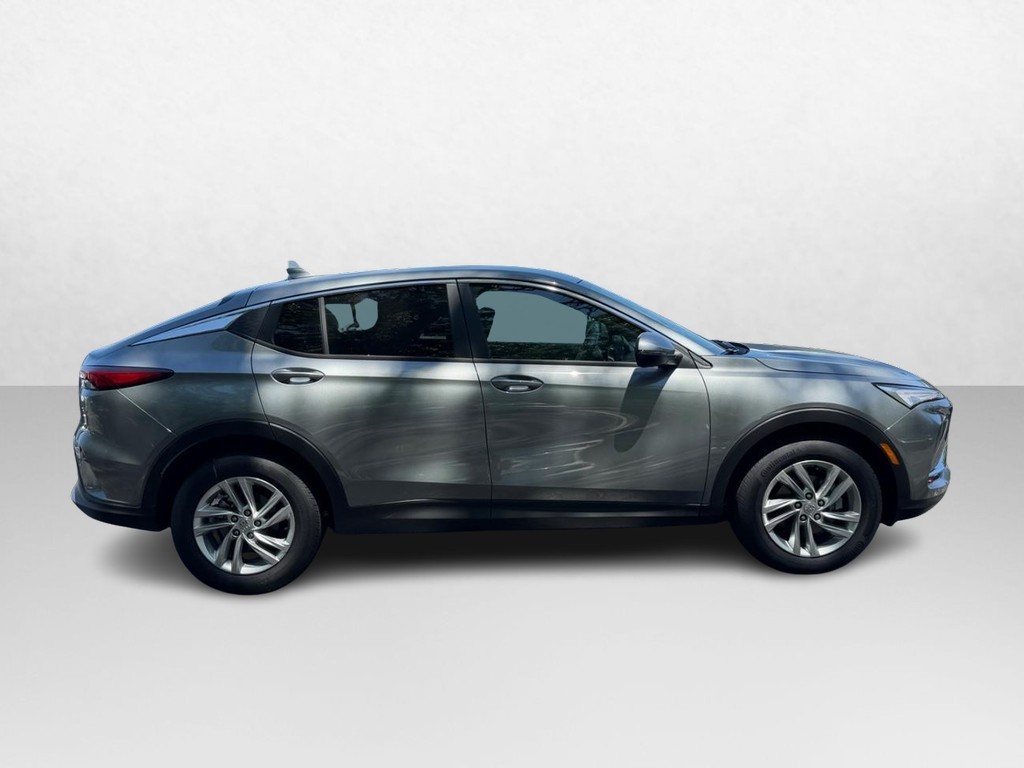 Buick Envista Vehicle Image 02