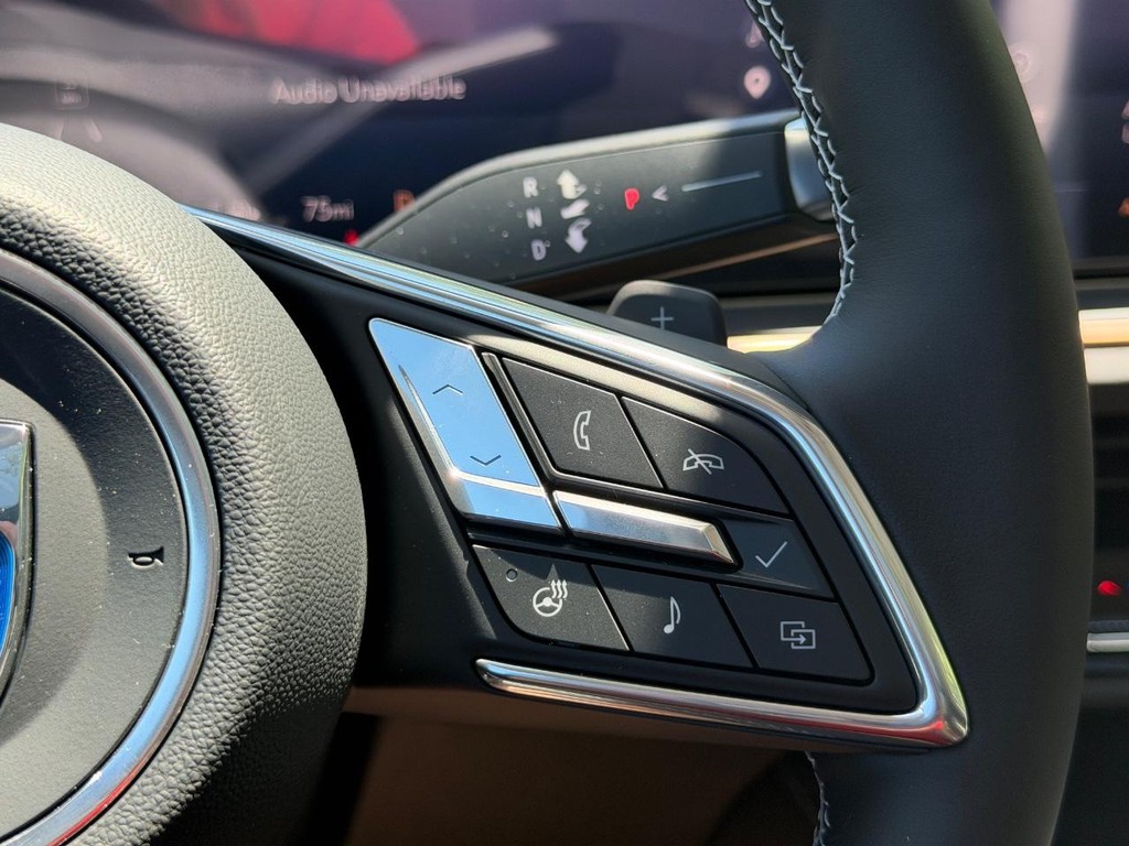 Buick Envision Vehicle Image 14