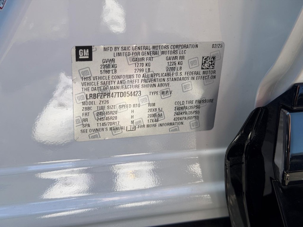 Buick Envision Vehicle Image 18