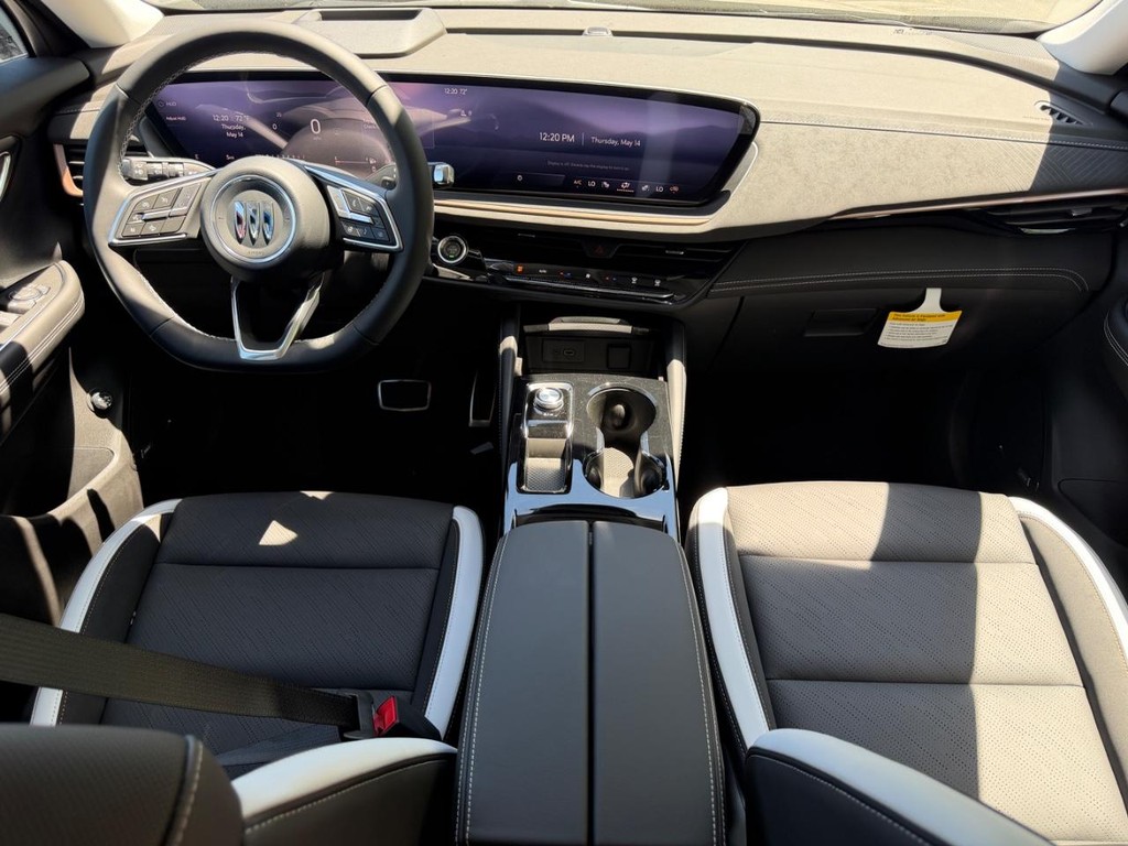 Buick Envision Vehicle Image 05