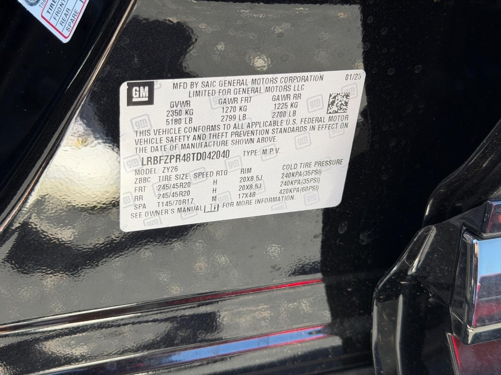 Buick Envision Vehicle Image 17