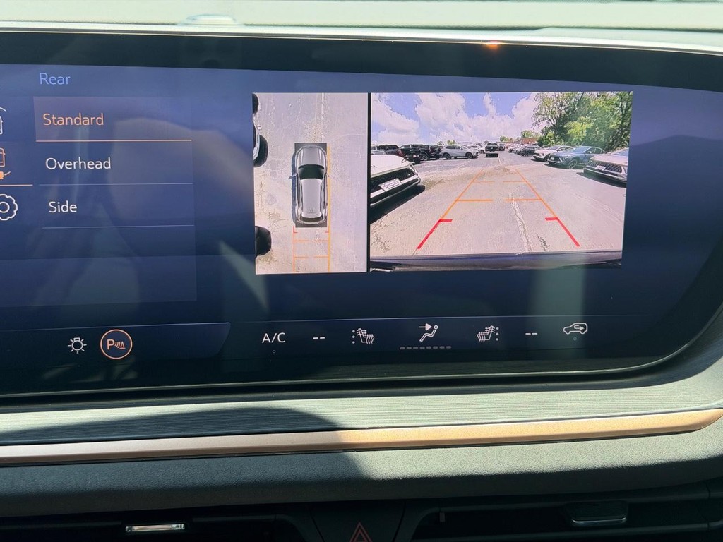 Buick Envision Vehicle Image 13