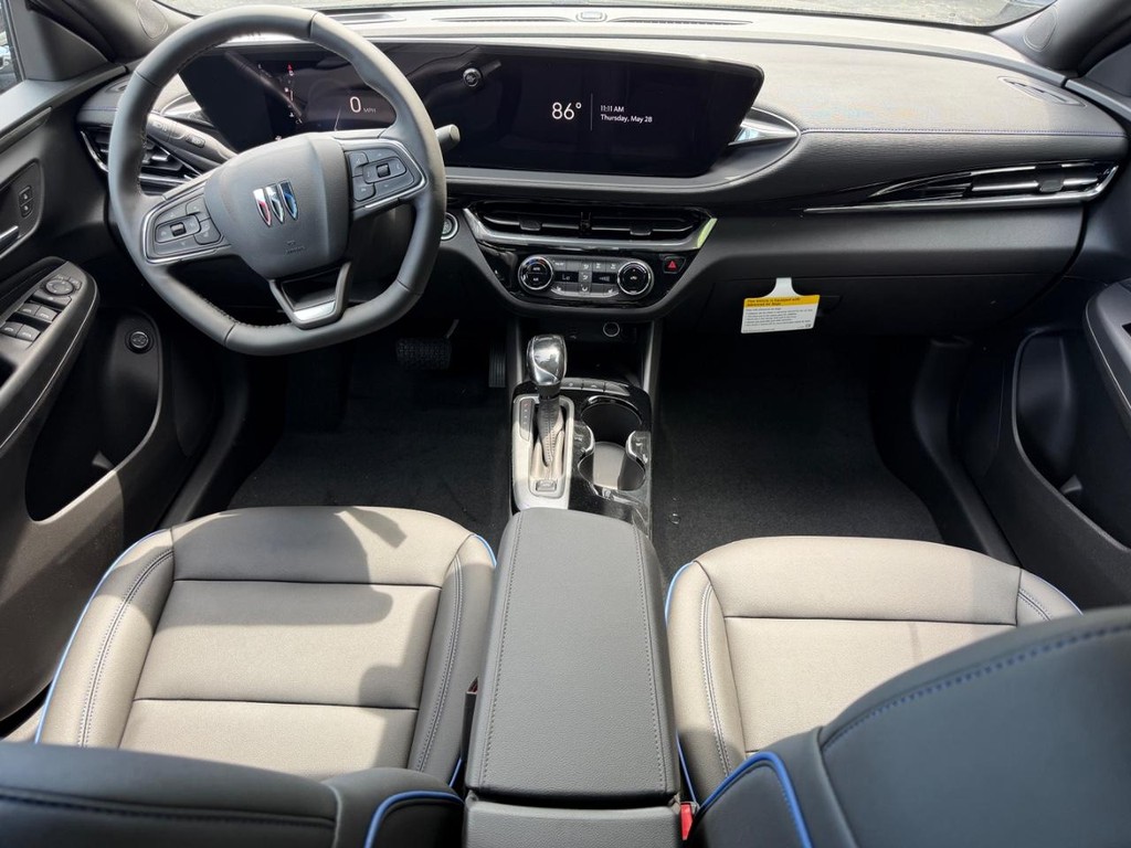 Buick Envista Vehicle Image 05
