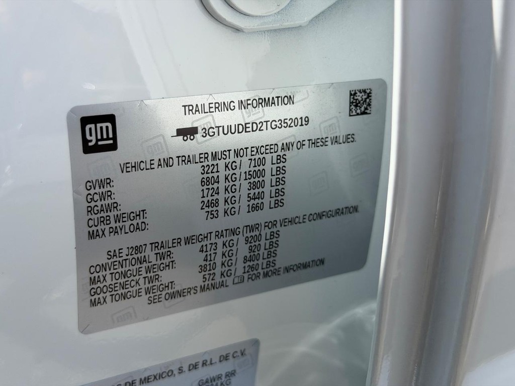 GMC Sierra 1500 Vehicle Image 17