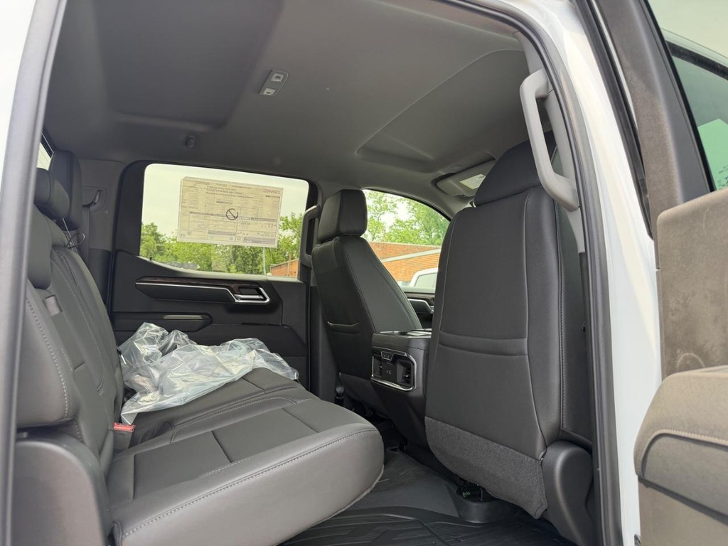 GMC Sierra 1500 Vehicle Image 04