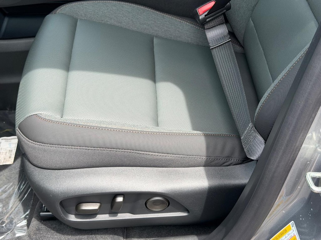 GMC Terrain Vehicle Image 14