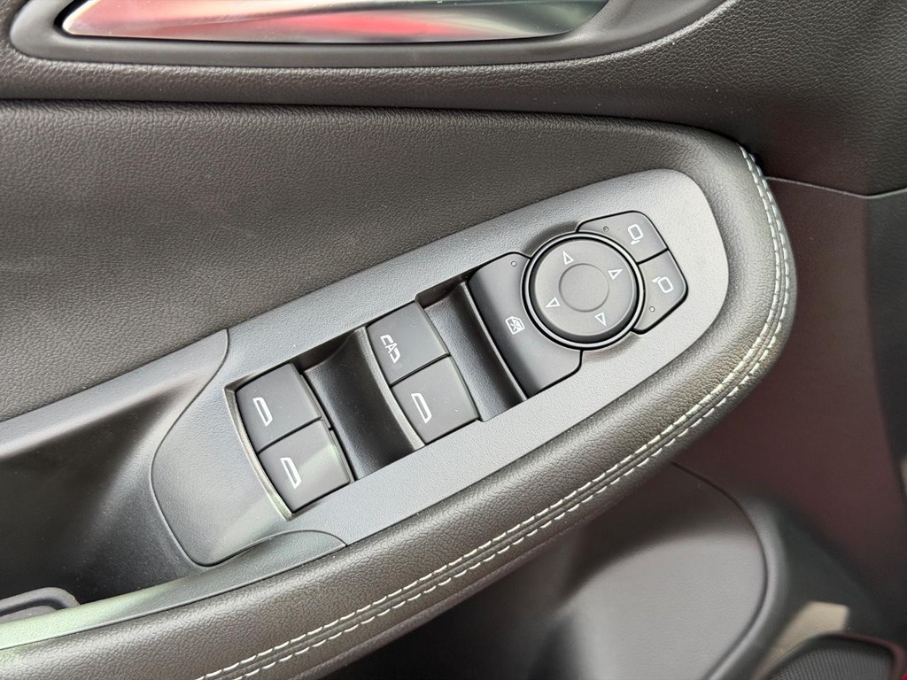 Buick Encore GX Vehicle Image 09