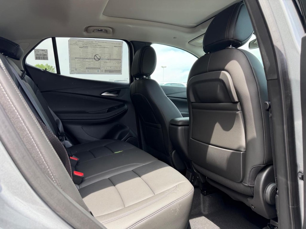 Buick Encore GX Vehicle Image 04