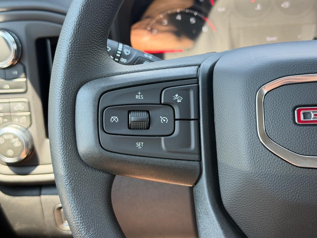 GMC Sierra 2500HD Vehicle Image 08