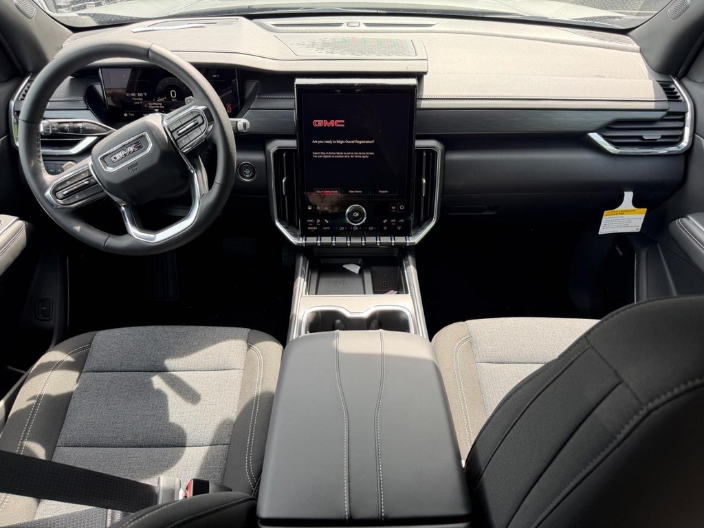 GMC Acadia Vehicle Image 06