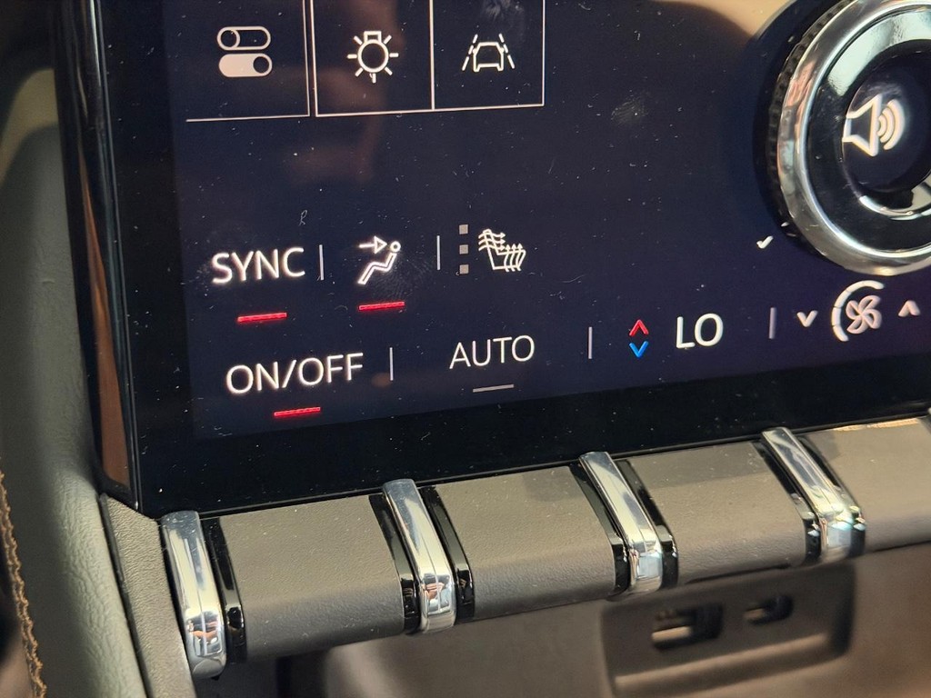 GMC Terrain Vehicle Image 14