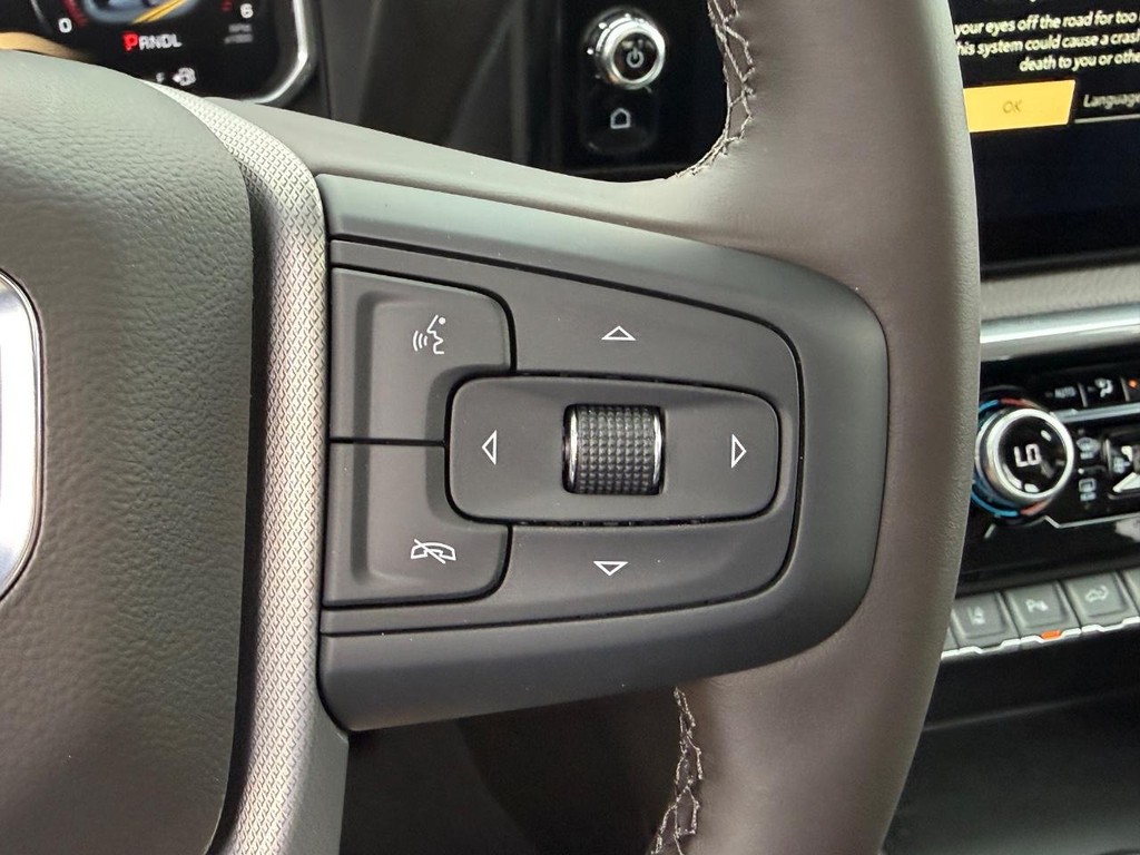 GMC Sierra 2500HD Vehicle Image 15