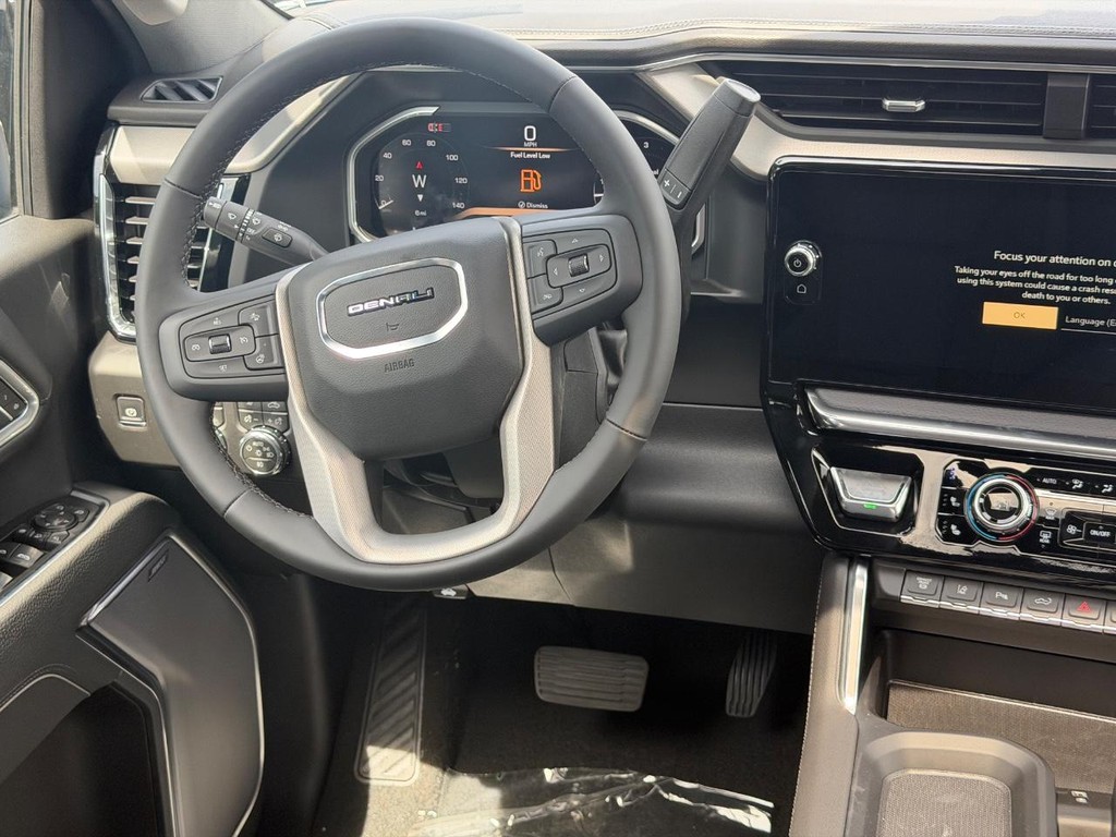 GMC Sierra 2500HD Vehicle Image 06